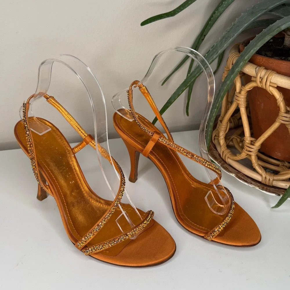 Caligarius Cometa Orange Satin Swarovski Crystal Heels Made in Italy Sz 37/ US 7 - Picture 1 of 12